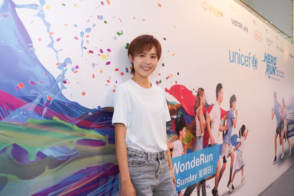 於電視台已經10年，今年她決心離開安舒區尋找更多可能性。 近期她更成為一個短片導演。