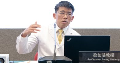港大醫學院梁如鴻教授