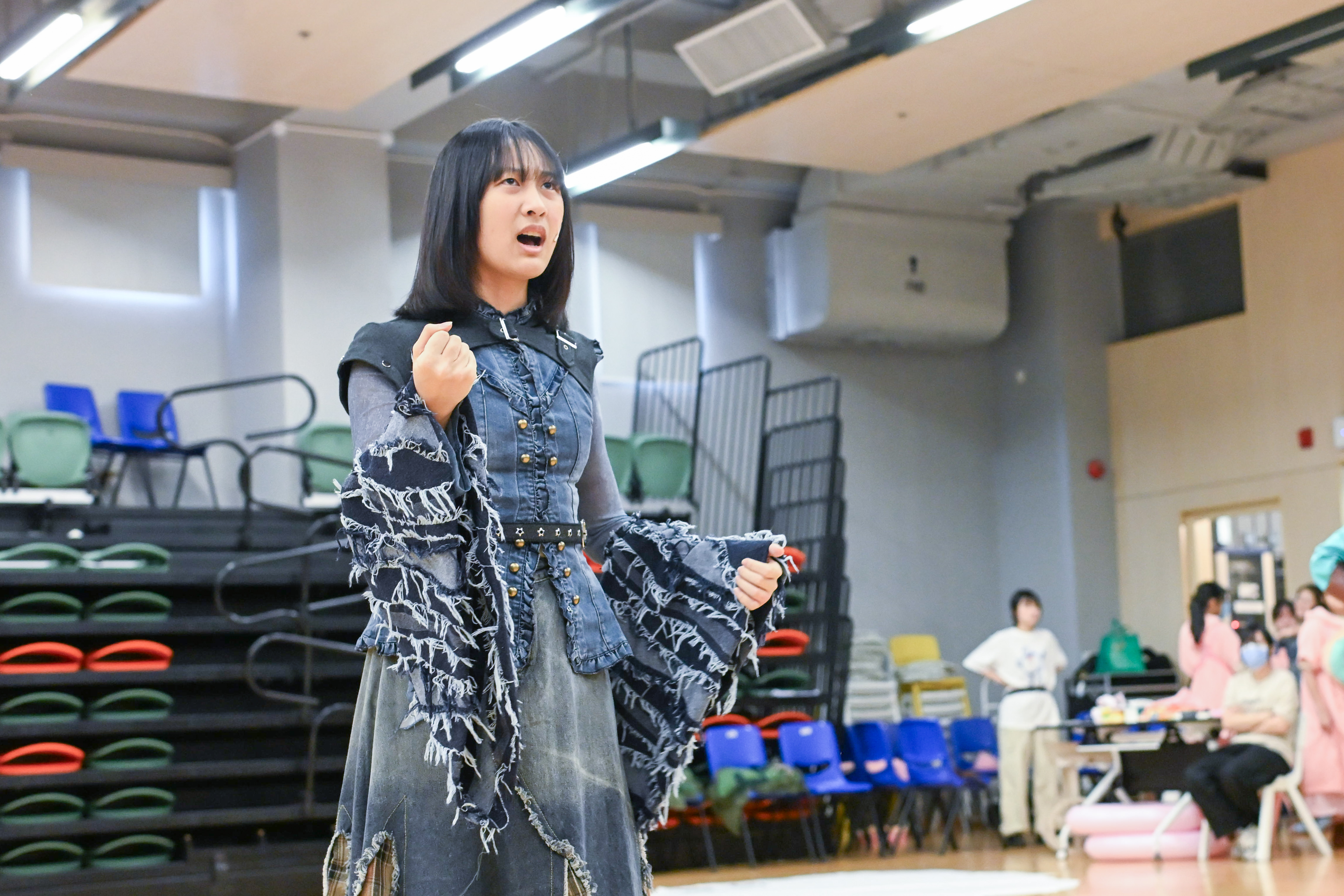 勇闖孤悲城